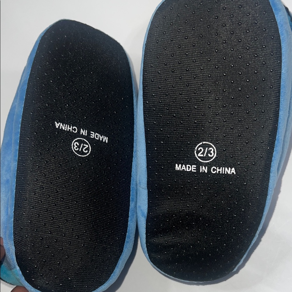 Kids Disney Stitch Slippers size 2/3 - Picture 5 of 8